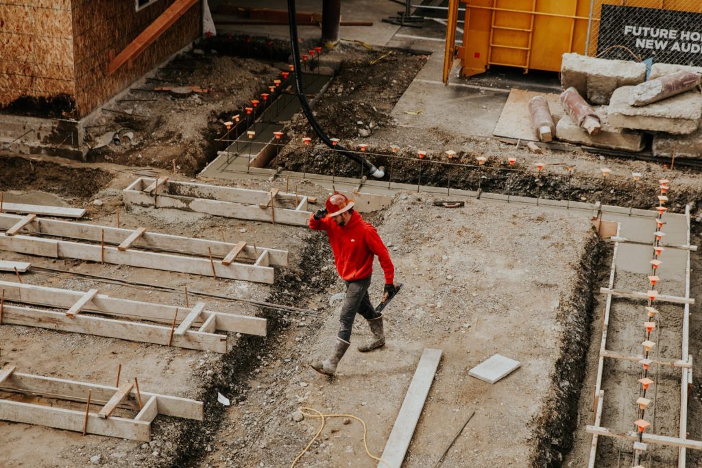 Are you an ‘employee’ or ‘independent contractor’, and why should you care?